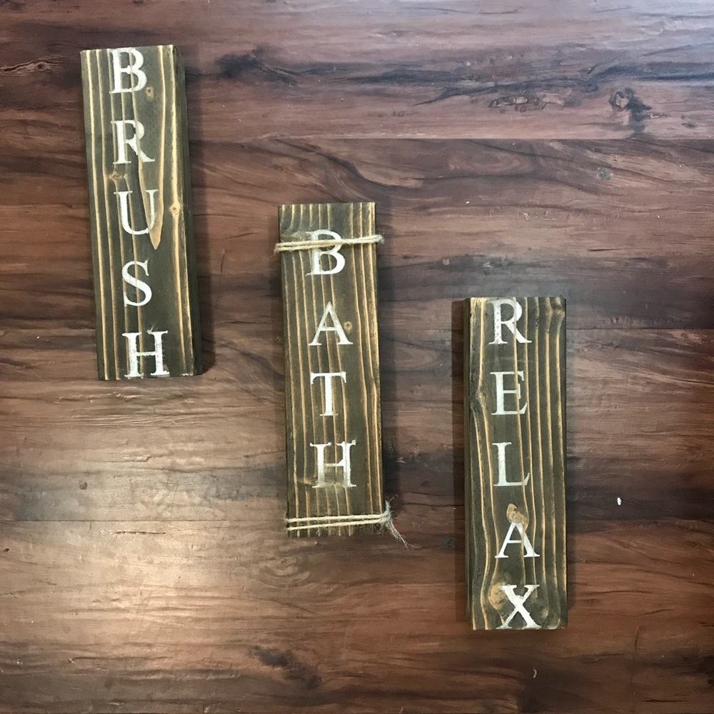 Bathroom decor